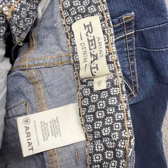 Ariat Jeans Women's 32 Blue Denim Dark Wash Real Southwestern Bootcut Flared - Picture 10 of 12